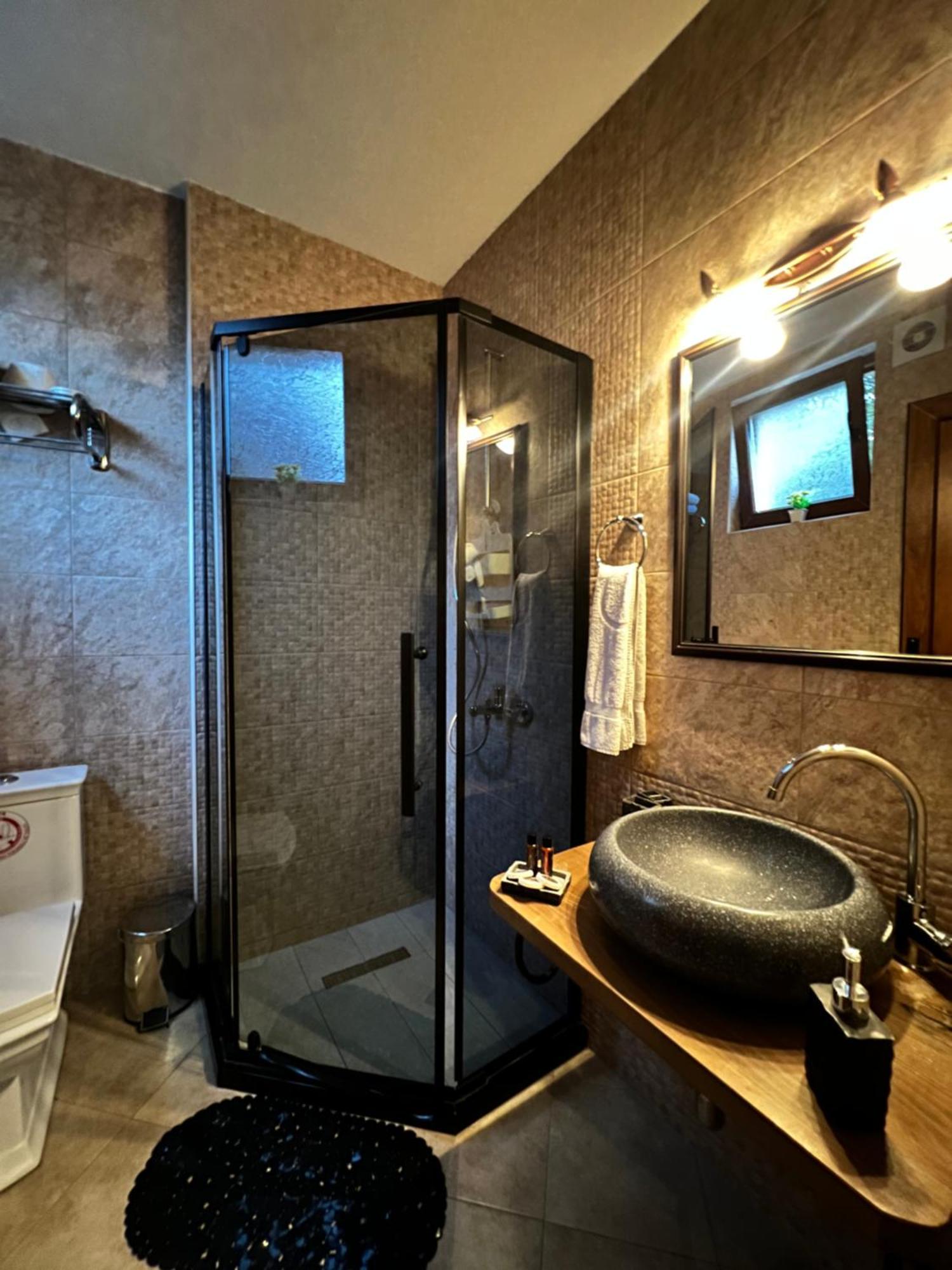 Hotel Fjorr Prizren Eksteriør bilde