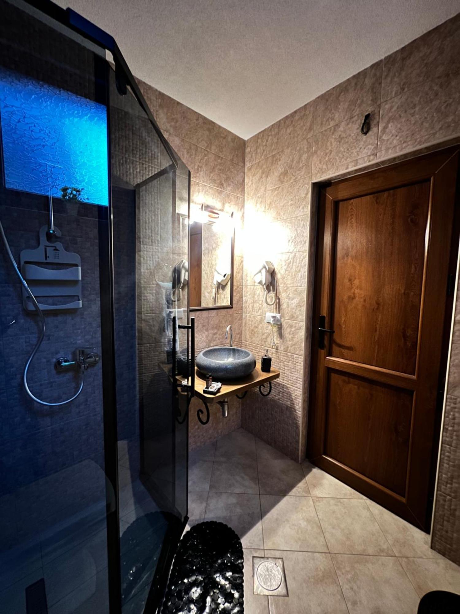 Hotel Fjorr Prizren Eksteriør bilde